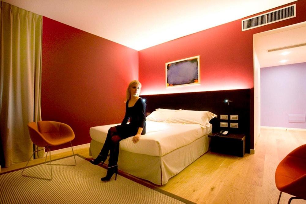 Mod 05 Bike Hotel Сандра Экстерьер фото