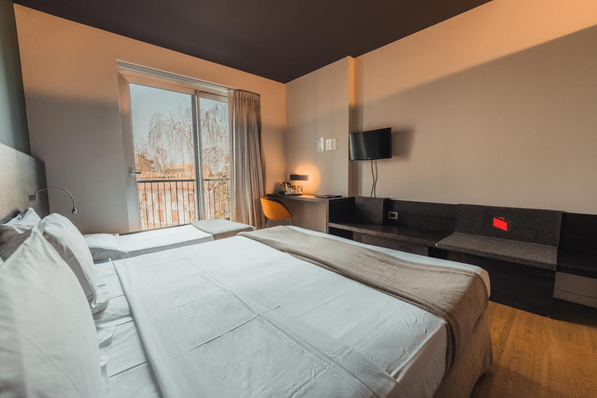 Mod 05 Bike Hotel Сандра Экстерьер фото